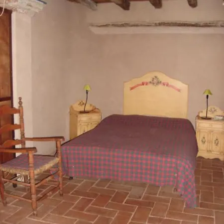 Mas Mitjavila Turismo Rural Ogassa